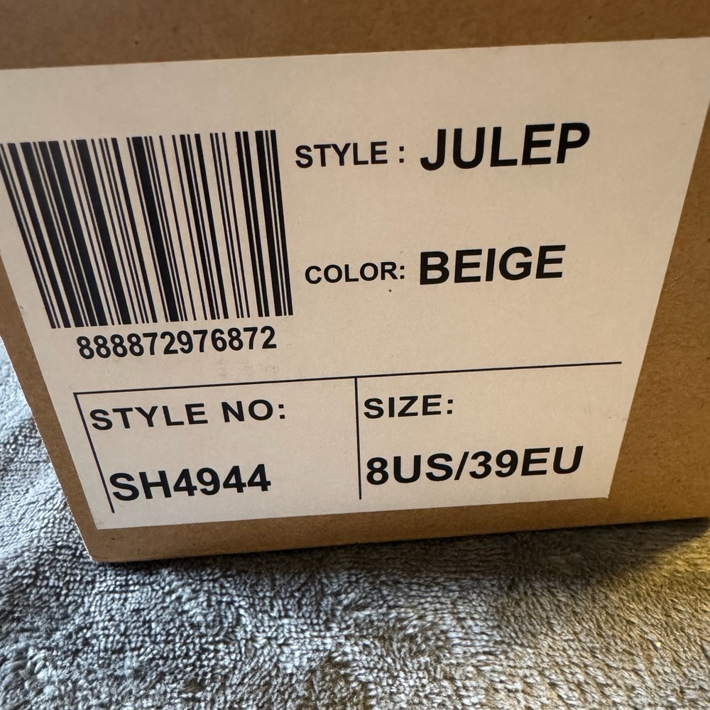 NIB London Rag Shoes - Picture 5 of 5